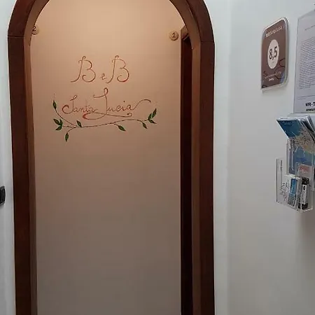 Santa Lucia فندق مبيت وإفطار غالّيبولي
